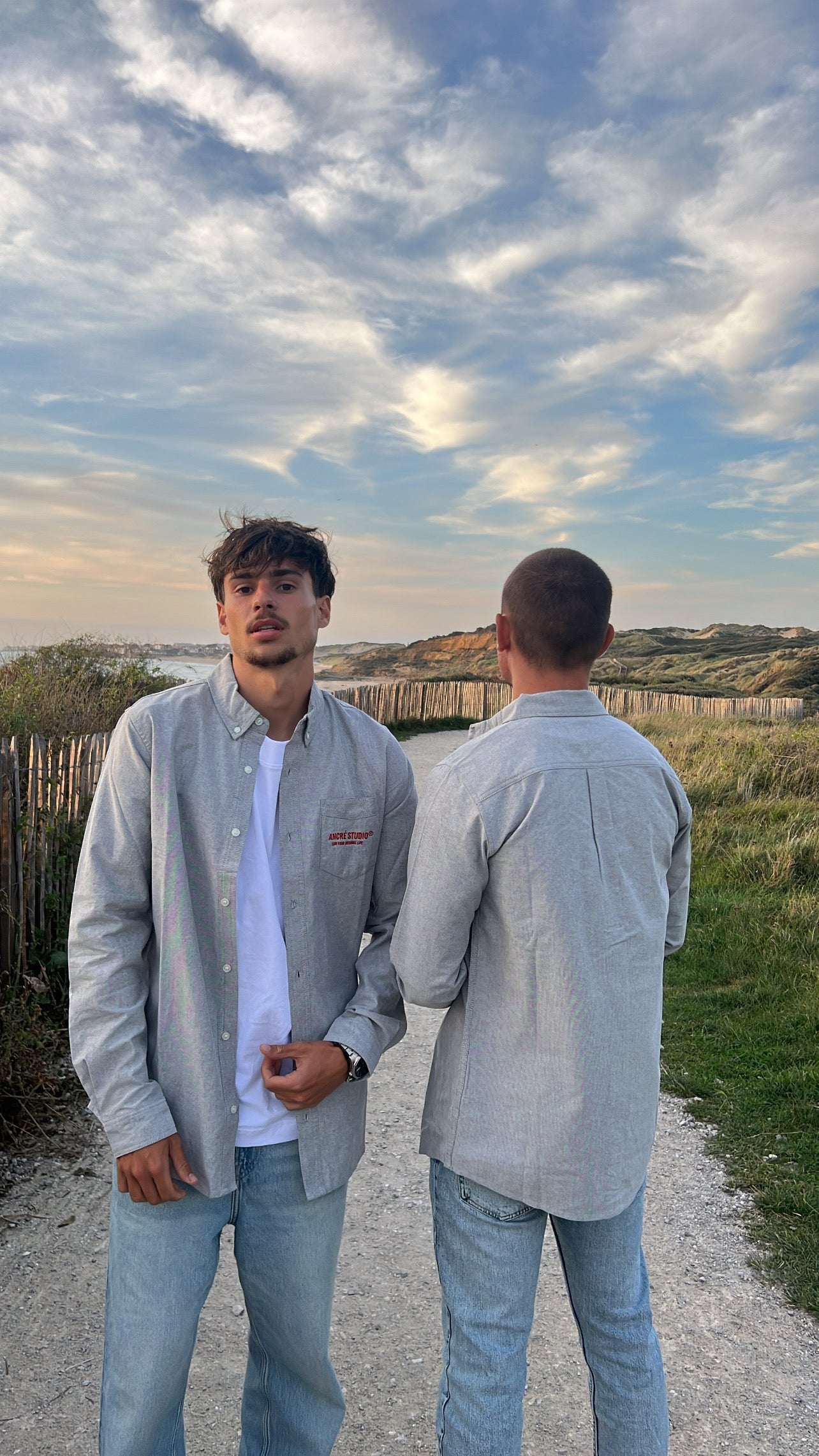 Chemise brodée « ancré » grise