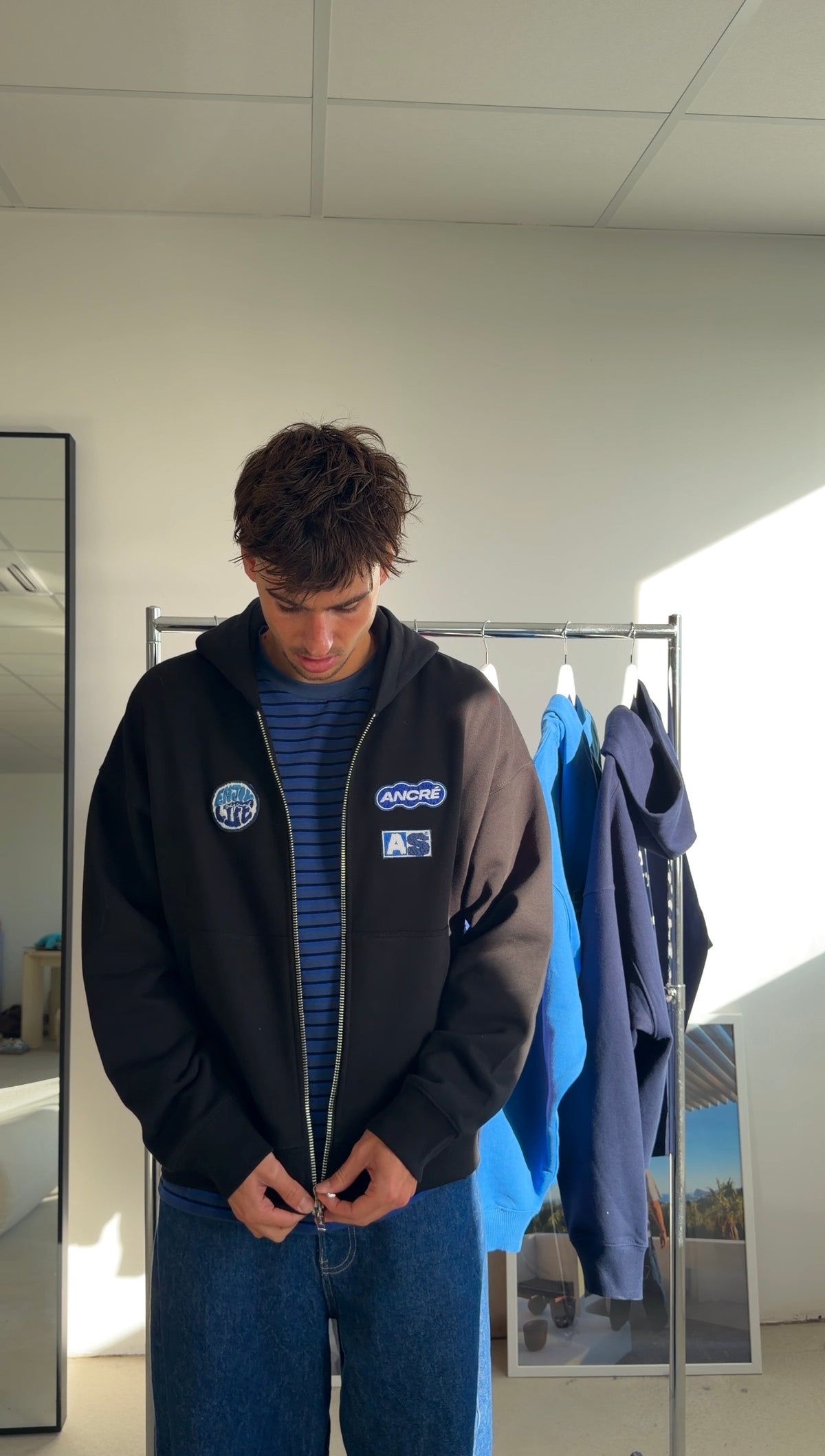 Hoodie zippé "patchwork" noir