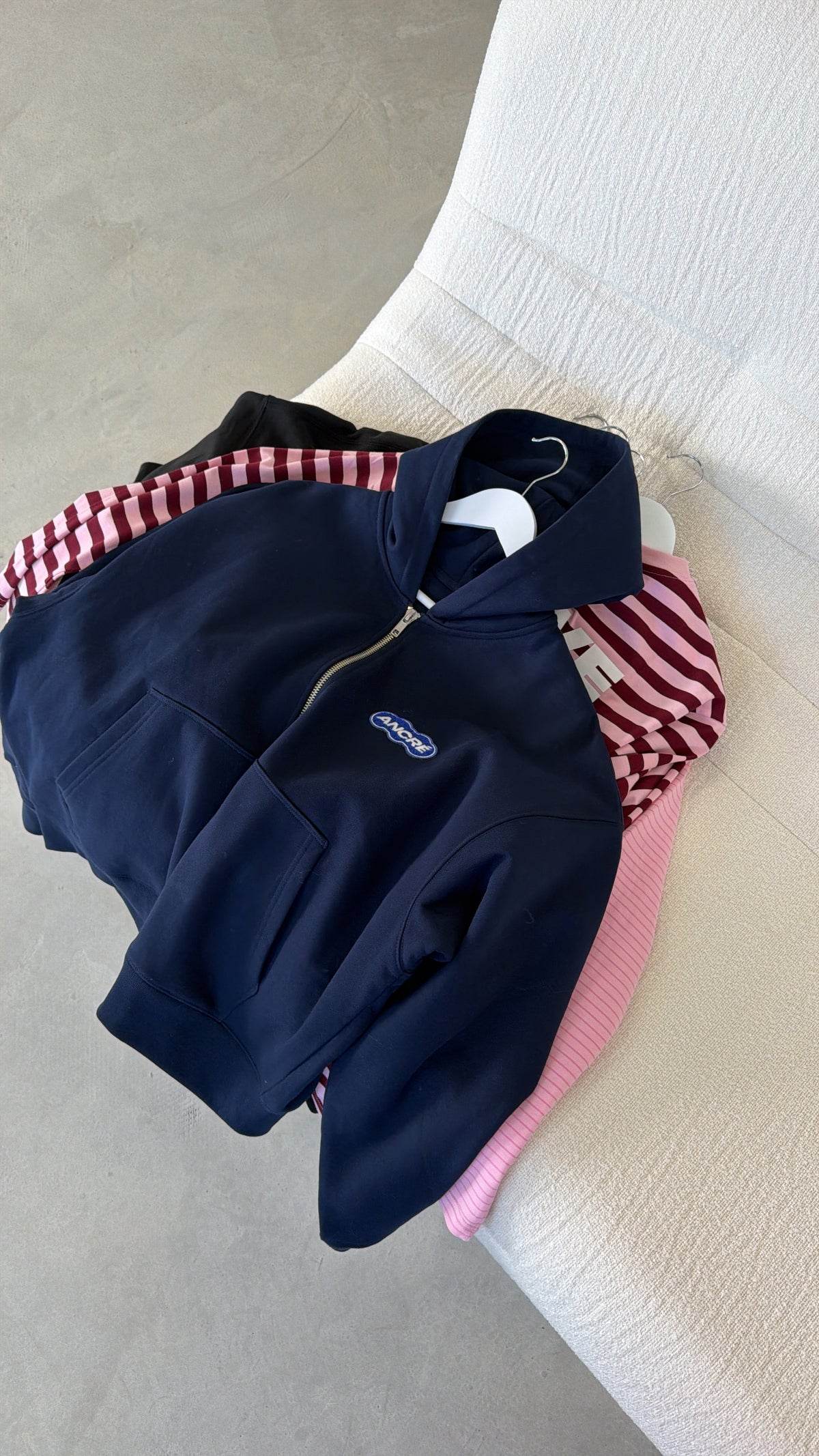 Hoodie zippé "signature" bleu marine