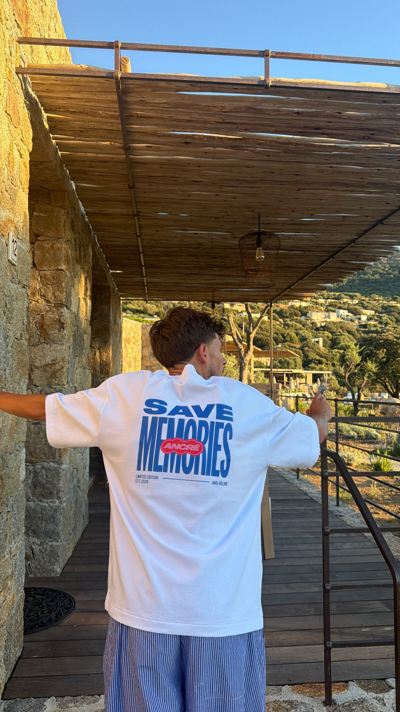 T-shirt "save memories" blanc
