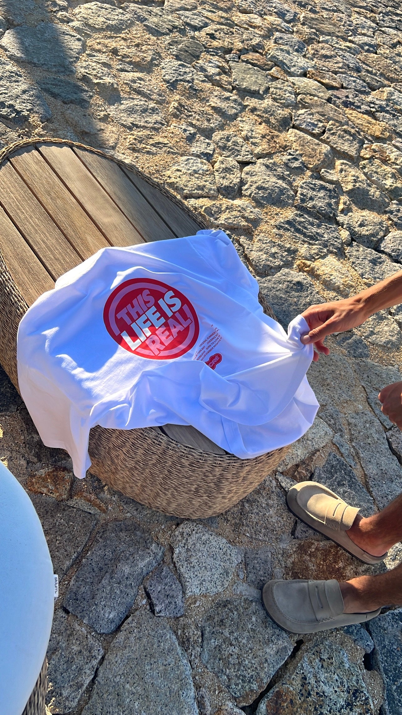 T-shirt "this life is real"