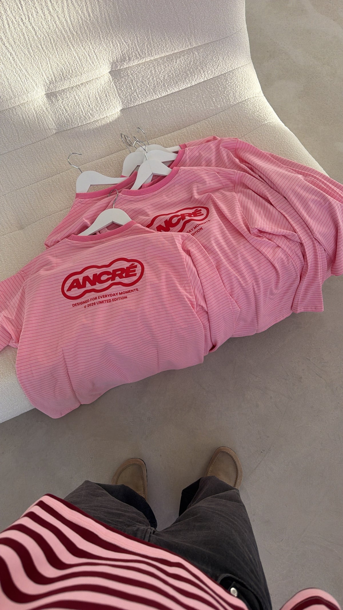 T-shirt à manches longues "ancré" rayé rose