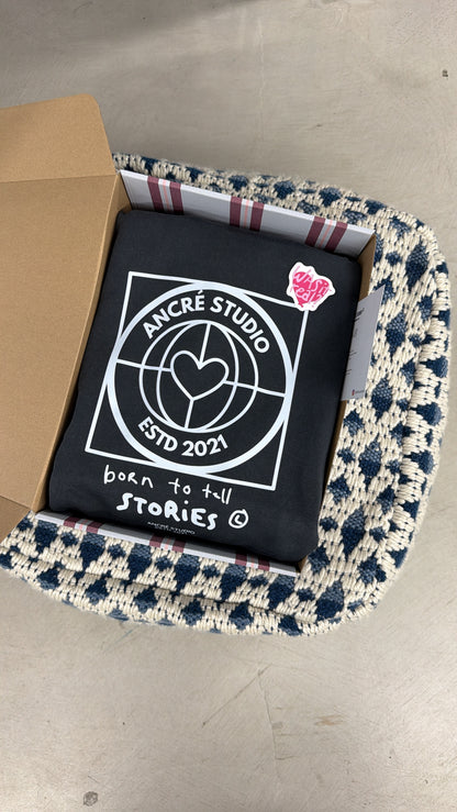 Coffret simple sweat "stories" noir délavé