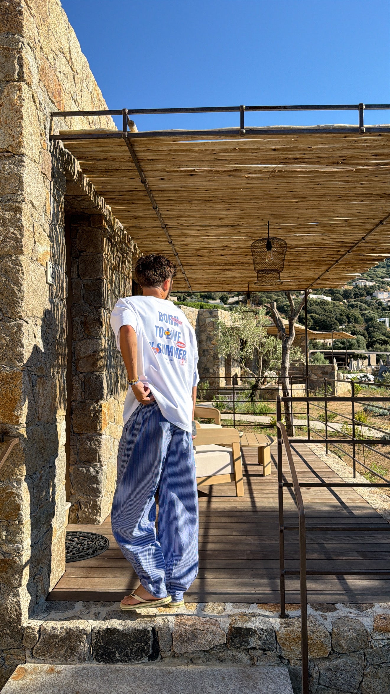 T-shirt "born to live in summer"