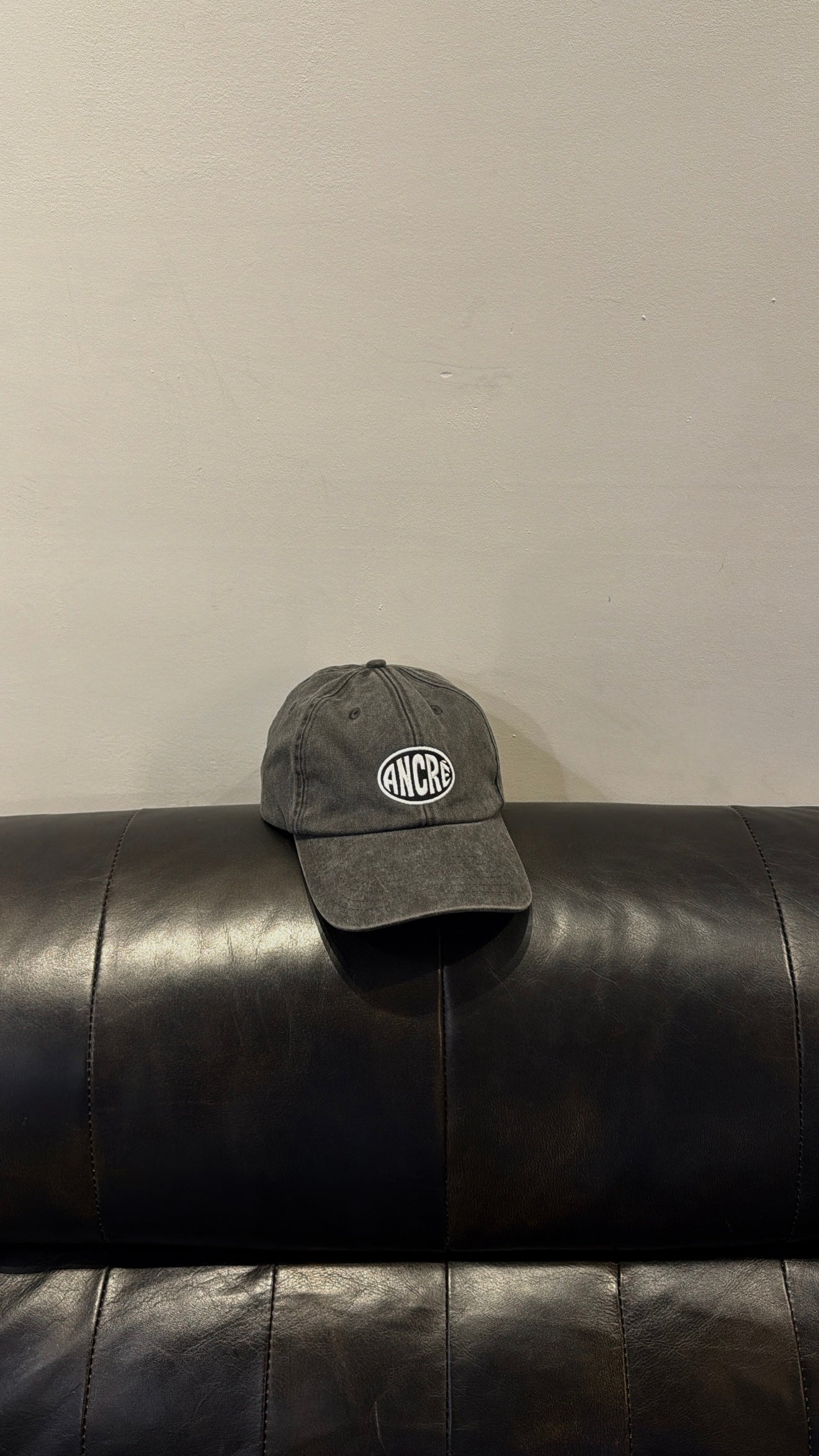 Casquette brodée "NYC " noir délavé